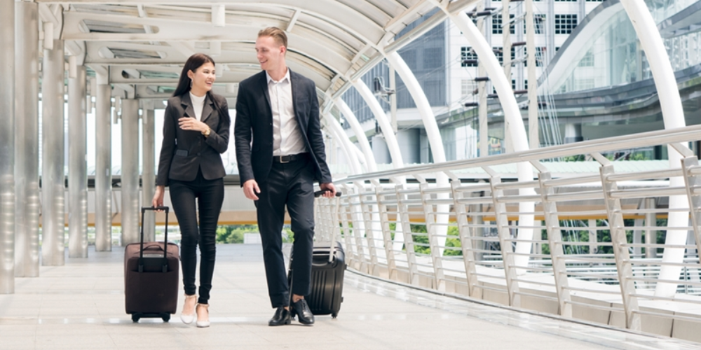 Viagem de Negócios Trilíngue – Nível Básico 96h